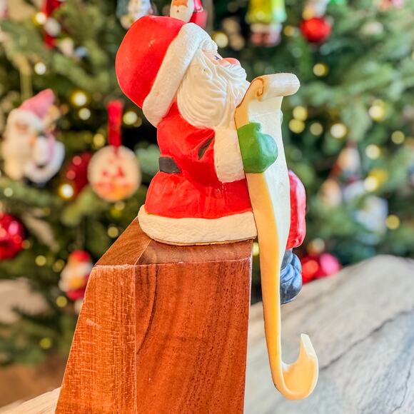 1984 Vintage Hallmark Santa Claus Christmas List Shelf Sitter Stocking Hanger - Picture 5 of 10